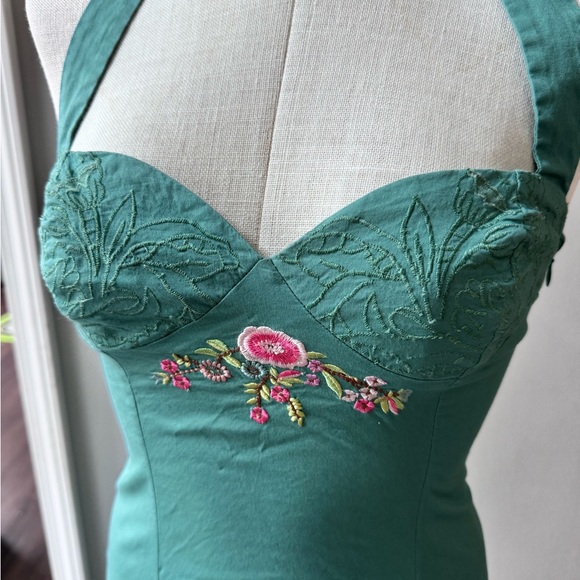 Betsey Johnson floral embroidery halter dress - Picture 3 of 16